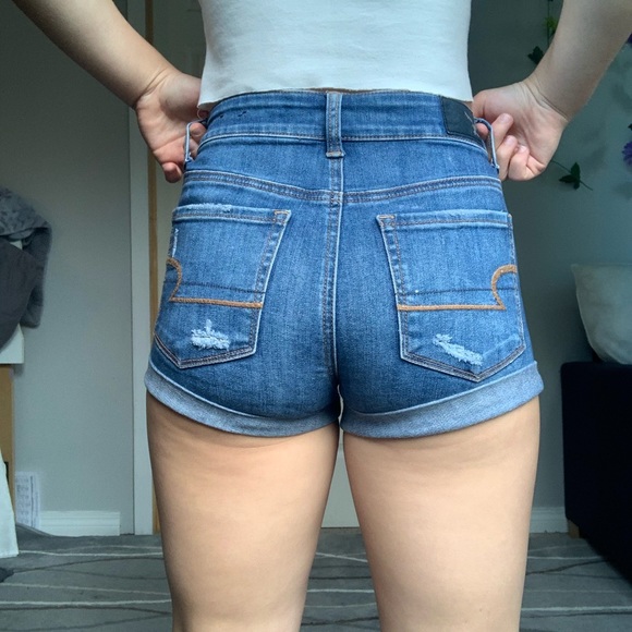 American Eagle Blue Denim Ripped Shorts !! - Picture 2 of 4